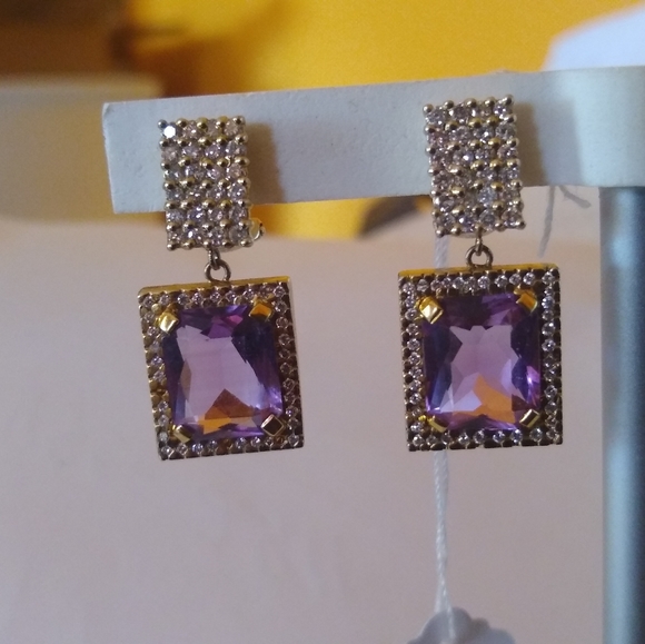 14k Gold Diamond Amethyst earrings